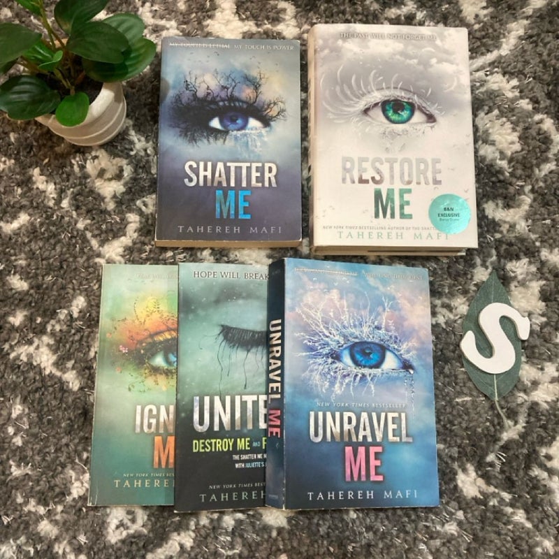 Shatter Me Series