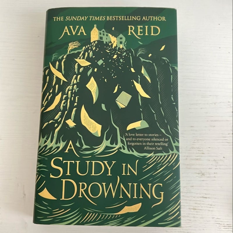 A Study in Drowning (Waterstones Exclusive)