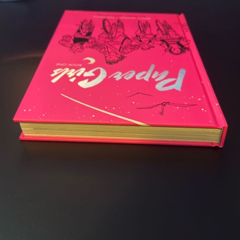 Paper Girls Deluxe Edition Volume 1
