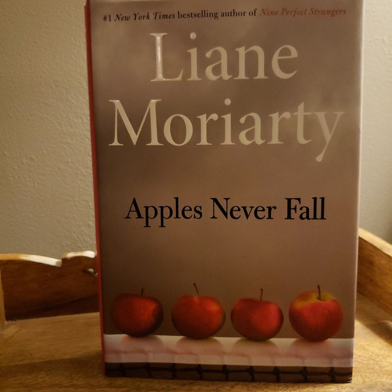 Apples Never Fall