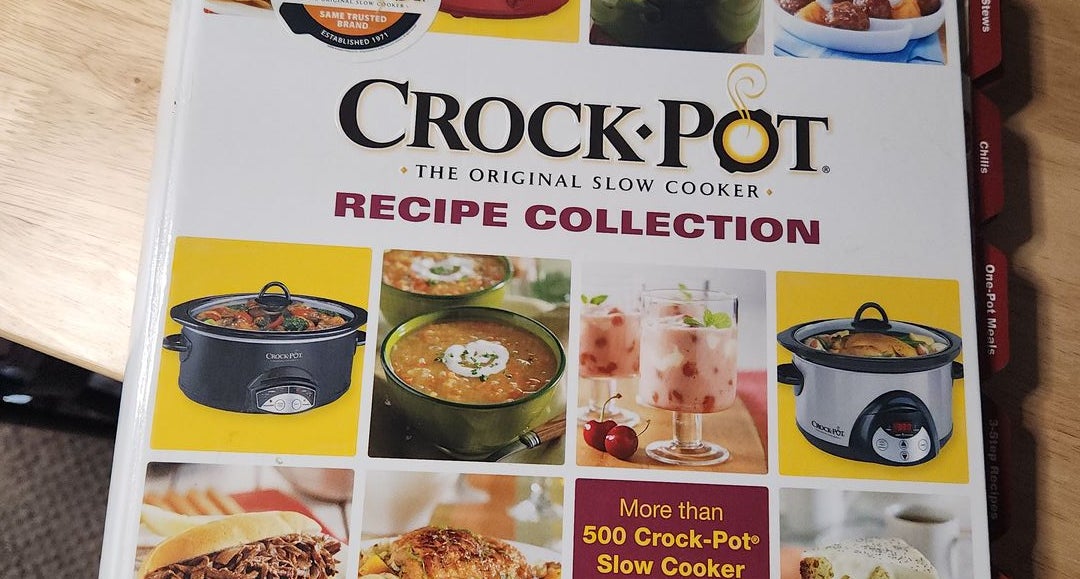 Rival Crock-Pot (The by Publications International, Ltd.