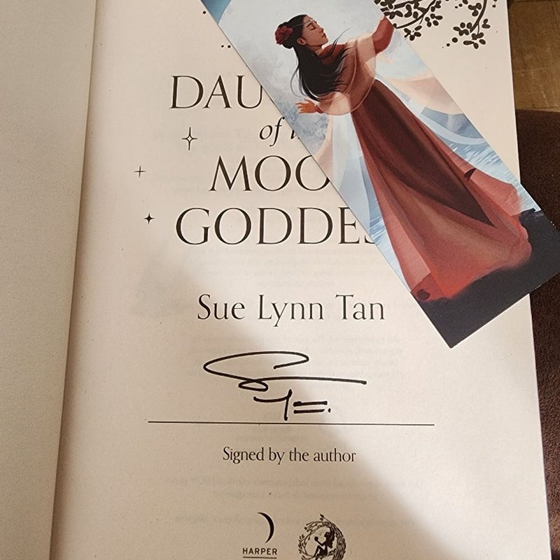 洋書 Daughter of the moon godness (Fairyloot) Daughter of the Moon Goddess Readalong: Day 3! – News