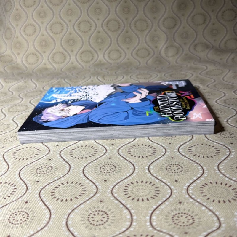 The Haunted Bookstore - Gateway to a Parallel Universe (Manga) Vol. 3