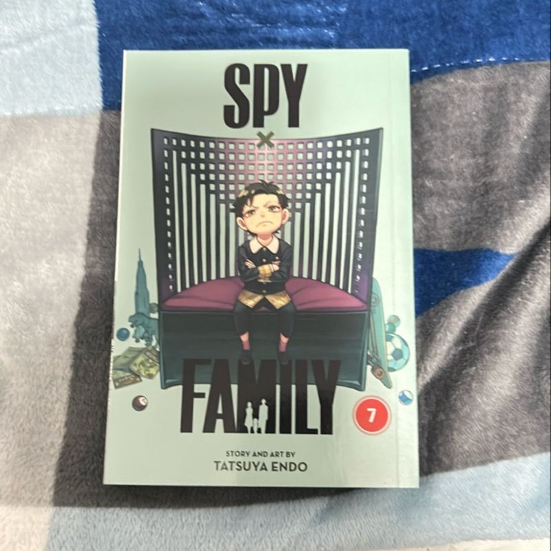 Spy X Family, Vol. 7