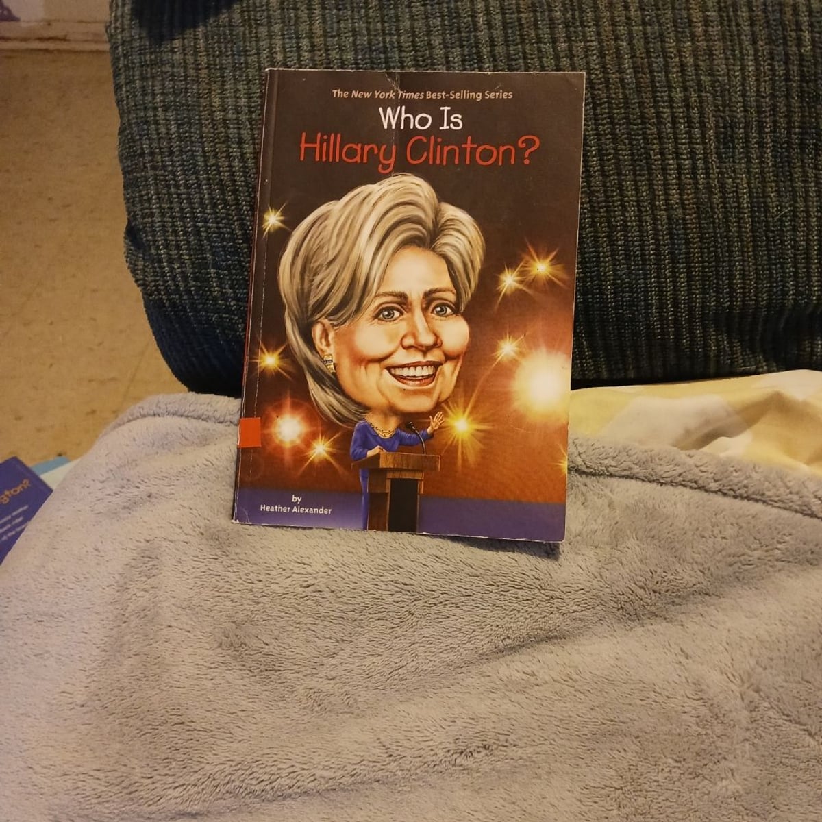 Who Is Hillary Clinton? by Heather Alexander, Paperback | Pangobooks