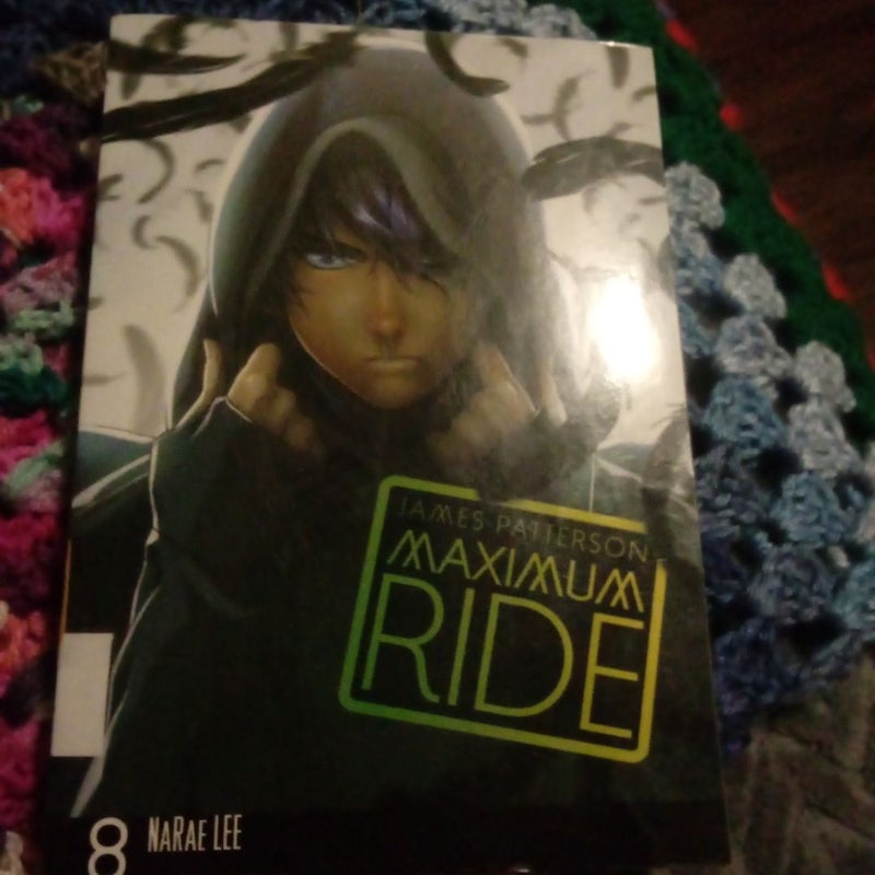 Maximum Ride: the Manga, Vol. 8