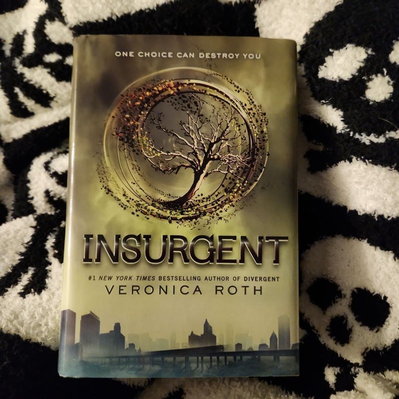 Insurgent (Like New)