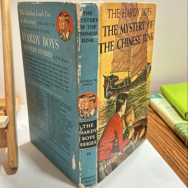 Hardy Boys 39: the Mystery of the Chinese Junk