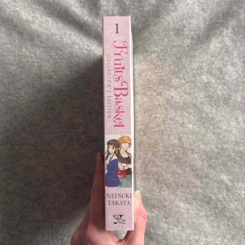 Fruits Basket Collector's Edition, Vol. 1