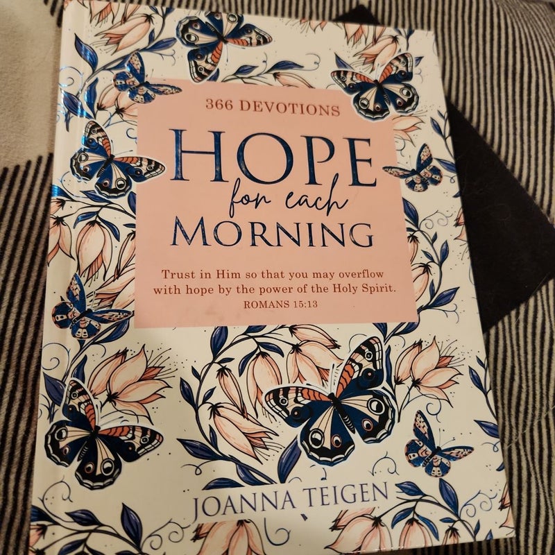 Devotional Hope for Each Morning Hardcover