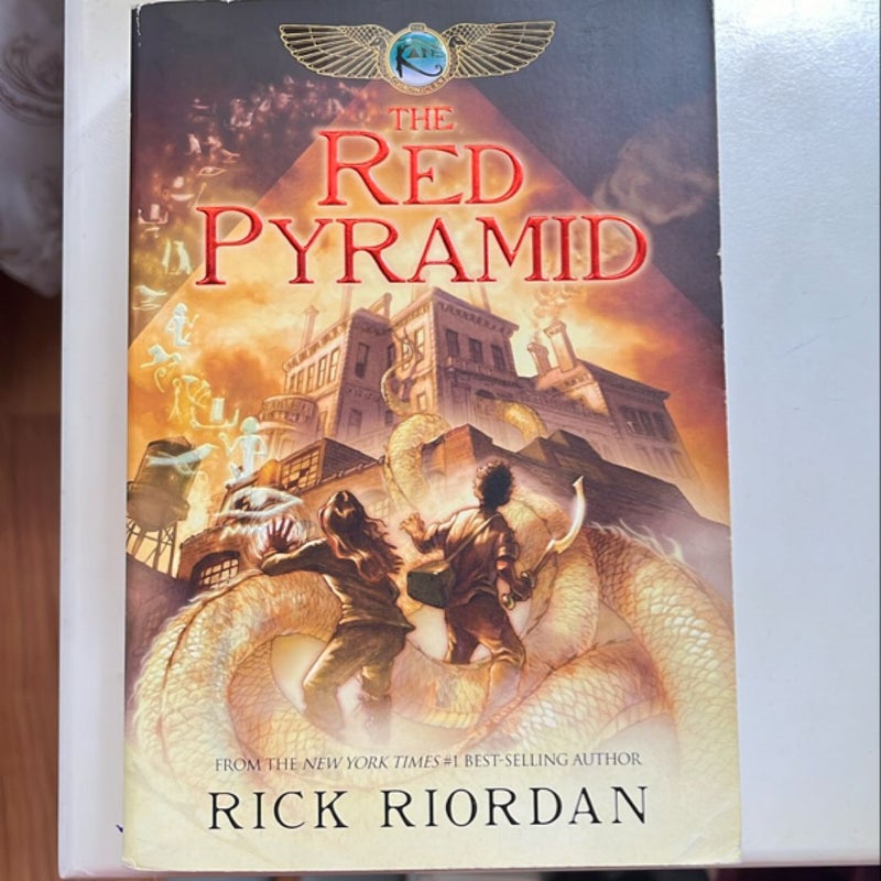 The Red Pyramid (Kane Chronicles)