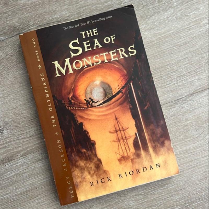 Percy Jackson and the Olympians, Book Two the Sea of Monsters (Percy Jackson and the Olympians, Book Two)