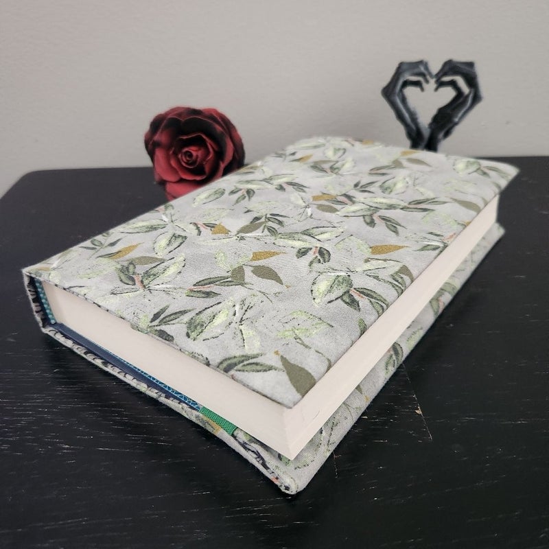 Reversible Book Cover - Large