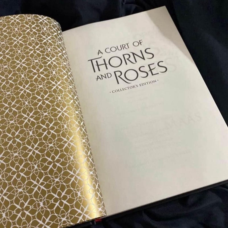 Special Edition a Court of Thorns and Roses 