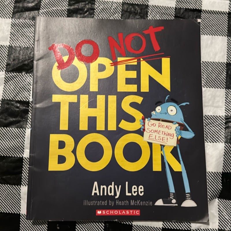 Kids Halloween, Spooky Book Bundle