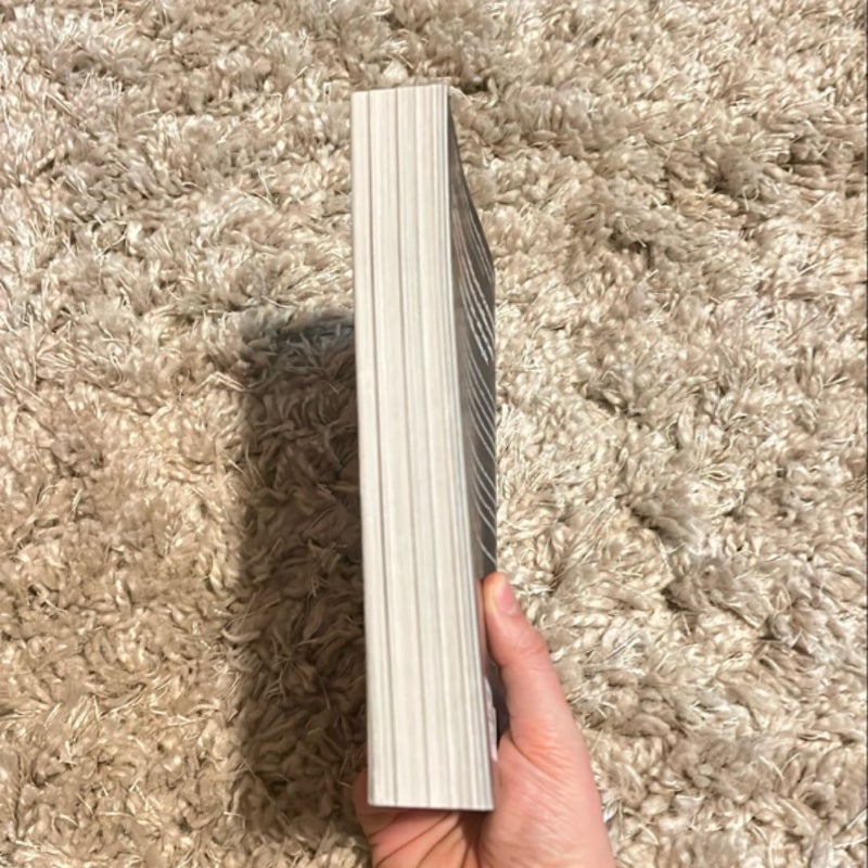 How to Sell a Haunted House by Grady Hendrix, Paperback Pangobooks