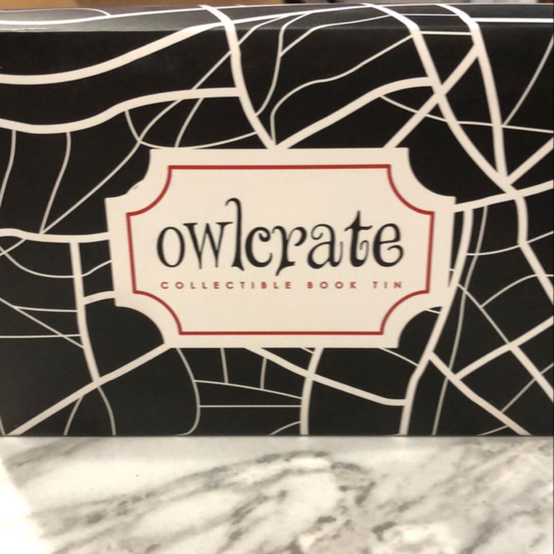 Owlcrate exclusive V. E. Schwab 2 piece set