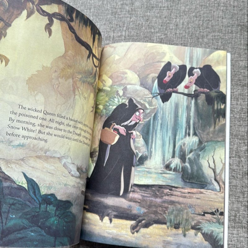 Disney Princess Snow White and the Seven Dwarfs