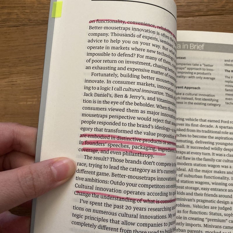 HBR's 10 Must Reads 2022: the Definitive Management Ideas of the Year from Harvard Business Review (with Bonus Article Begin with Trust by Frances X. Frei and Anne Morriss)