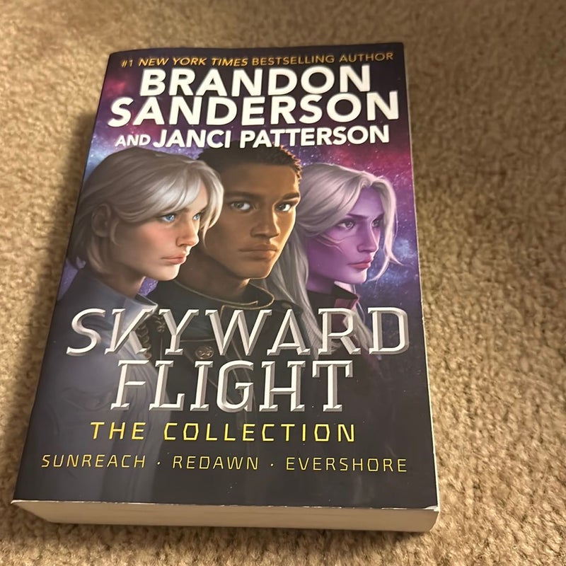 Skyward Flight: The Collection: Sunreach, ReDawn, Evershore (The Skyward  Series)