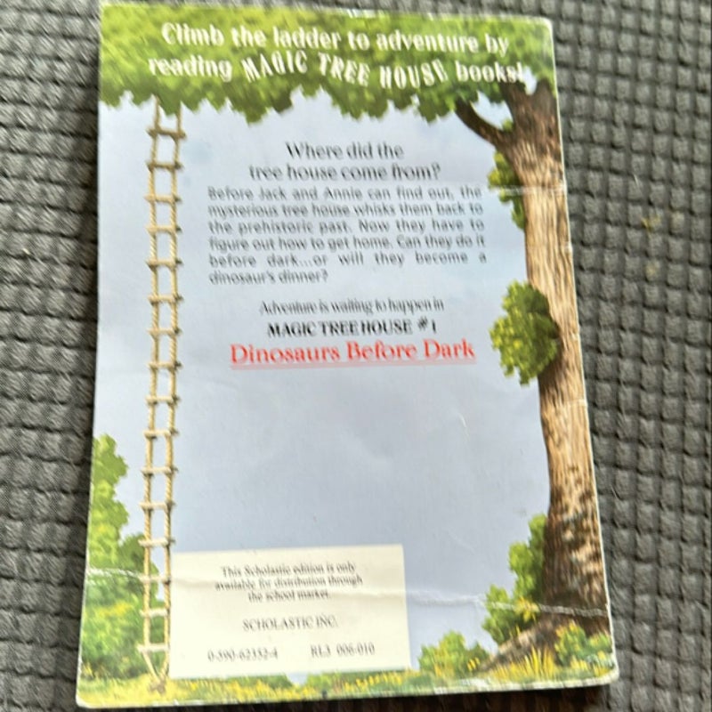 Magic Tree House #1: Dinosaurs Before Dark