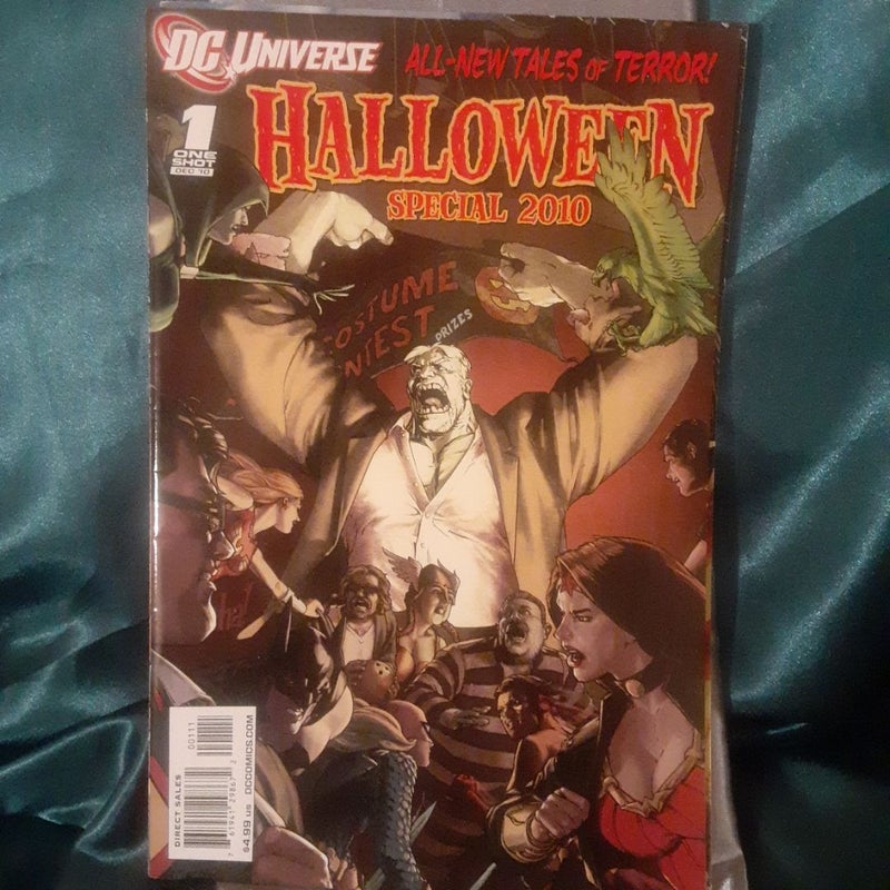 2 Halloween Special comic books: Avengers 2018, DC Universe 2010