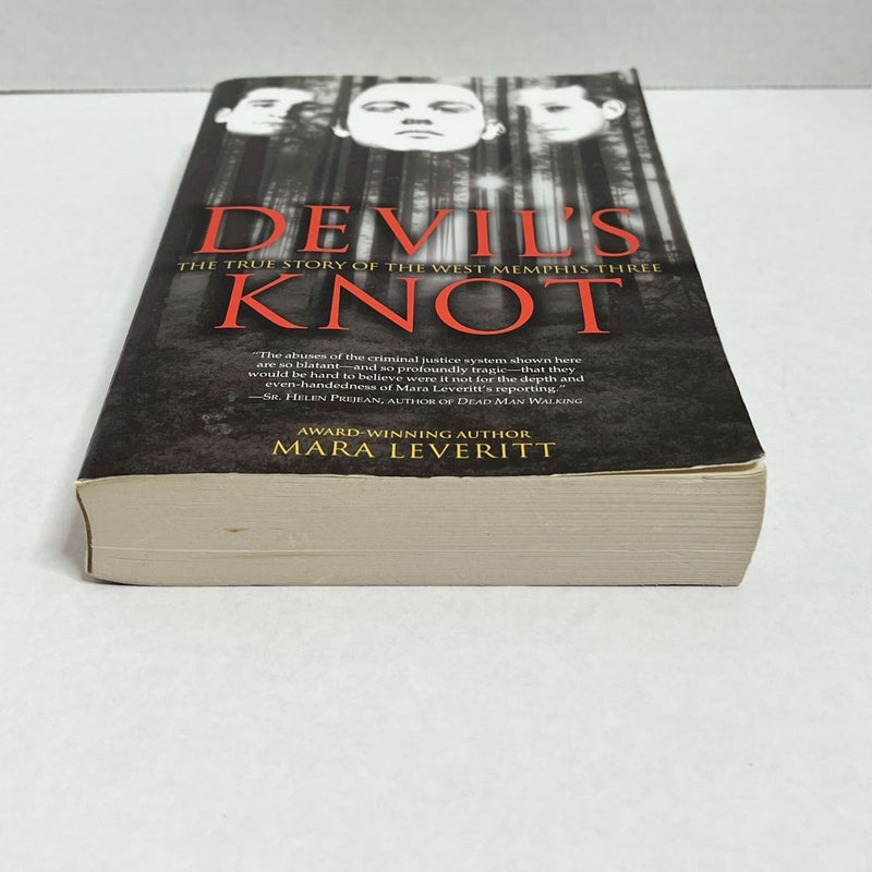 Devil's Knot by Mara Leveritt, Paperback