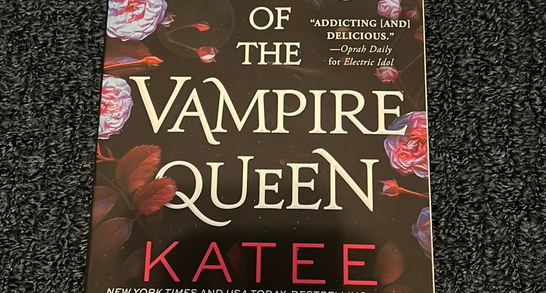 Court of the hotsell Vampire Queen by Katee Robert Fabled Special Edition Signed by Auth