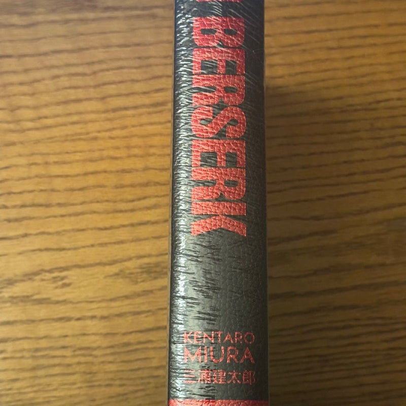 BERSERK Deluxe Edition 9 Hardcover Manga