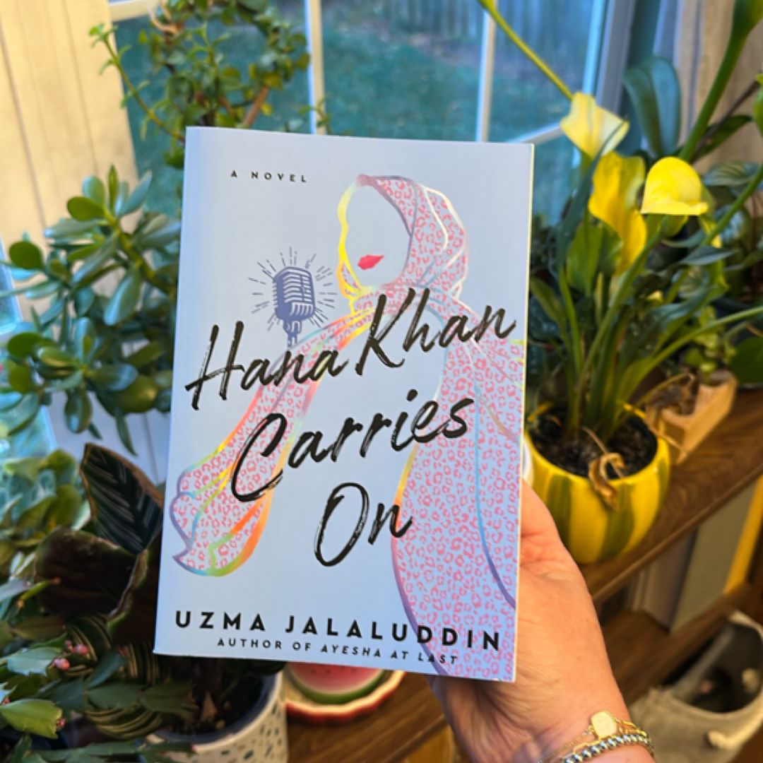 Hana Khan Carries On