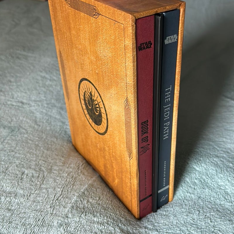 Star Wars®: the Jedi Path and Book of Sith Deluxe Box Set (Star Wars Gifts, Sith Book, Jedi Code, Star Wars Book Set)