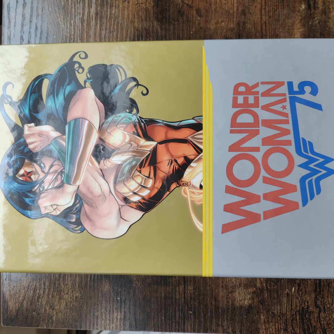 Wonder Woman 75th Anniversary Box Set