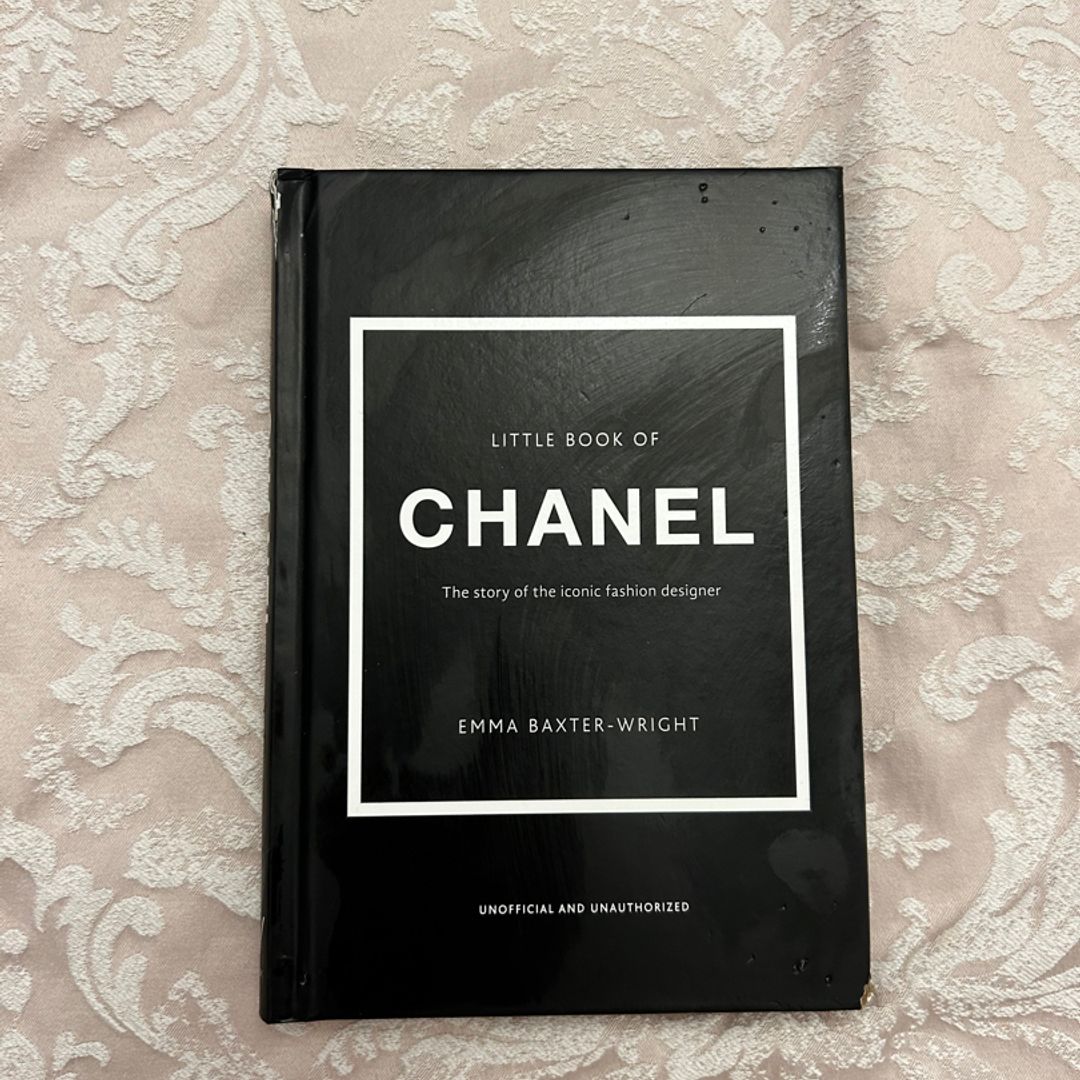 The Little Book of Chanel: New Edition [Book]