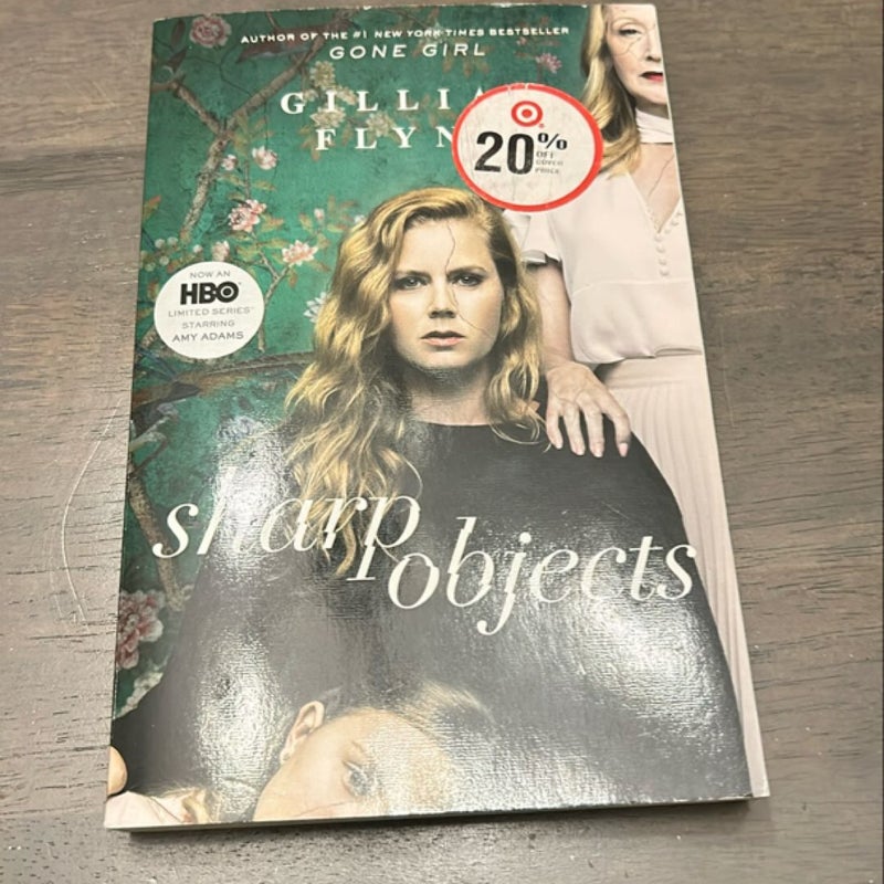 Sharp Objects (Movie Tie-In)