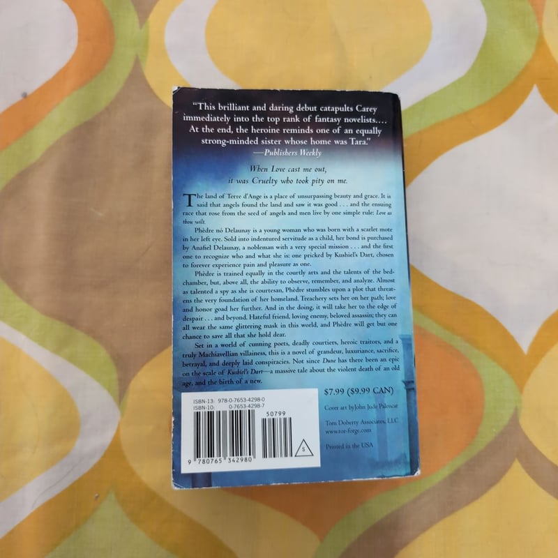 Kushiel's Dart by Jacqueline Carey, Paperback Pangobooks