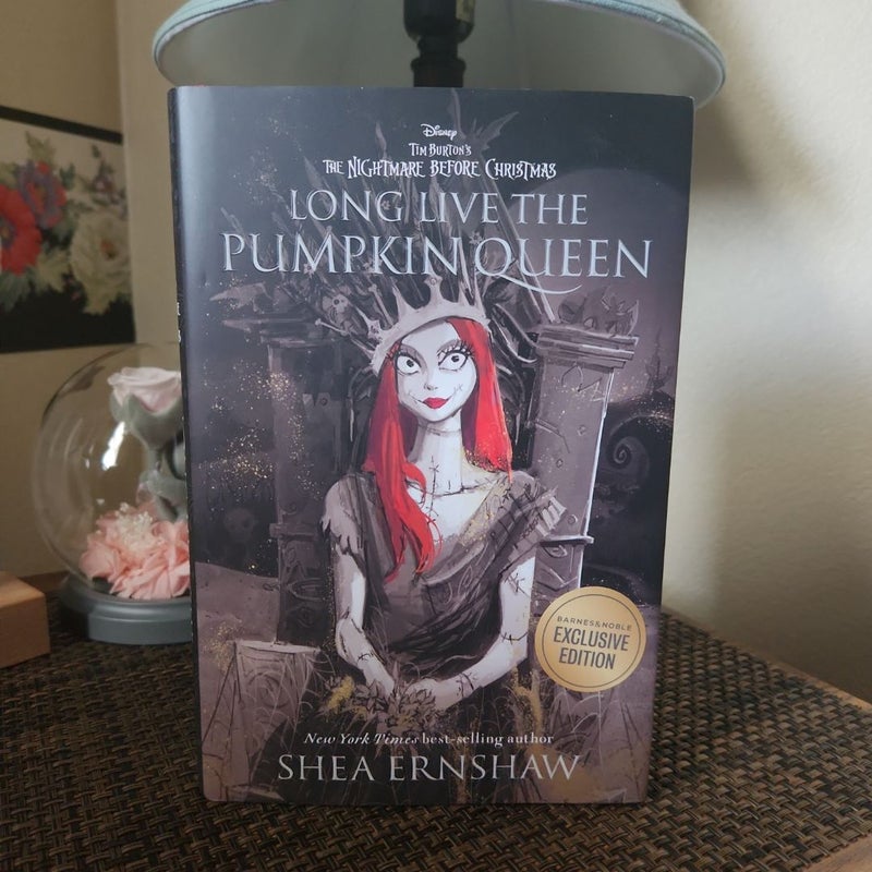 (B&N) Long Live the Pumpkin Queen