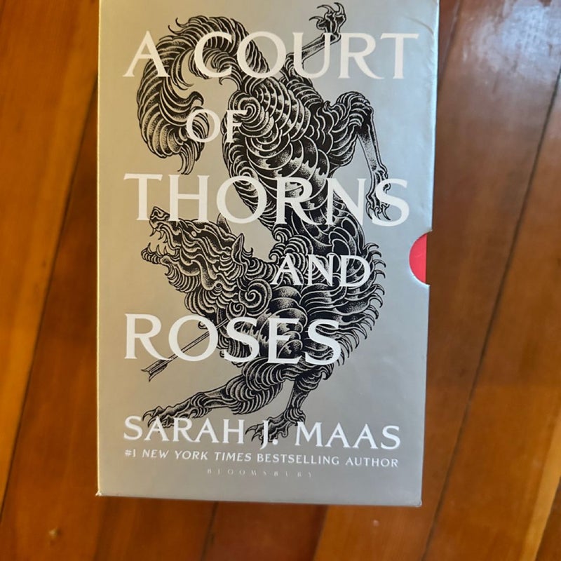 A Court of Thorns and Roses Box Series