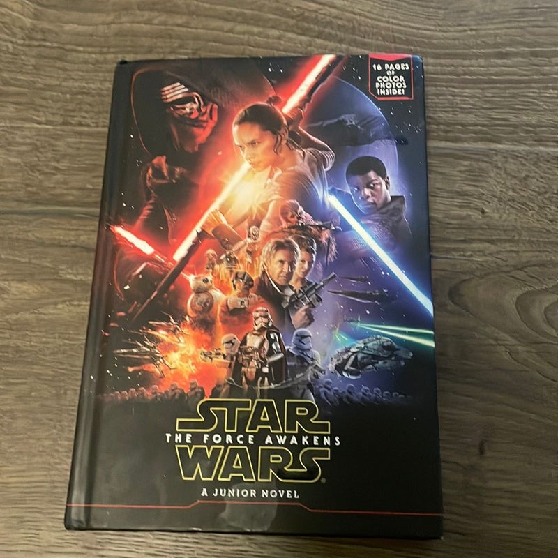 Star Wars the Force Awakens Junior Novel (Deluxe Edition)