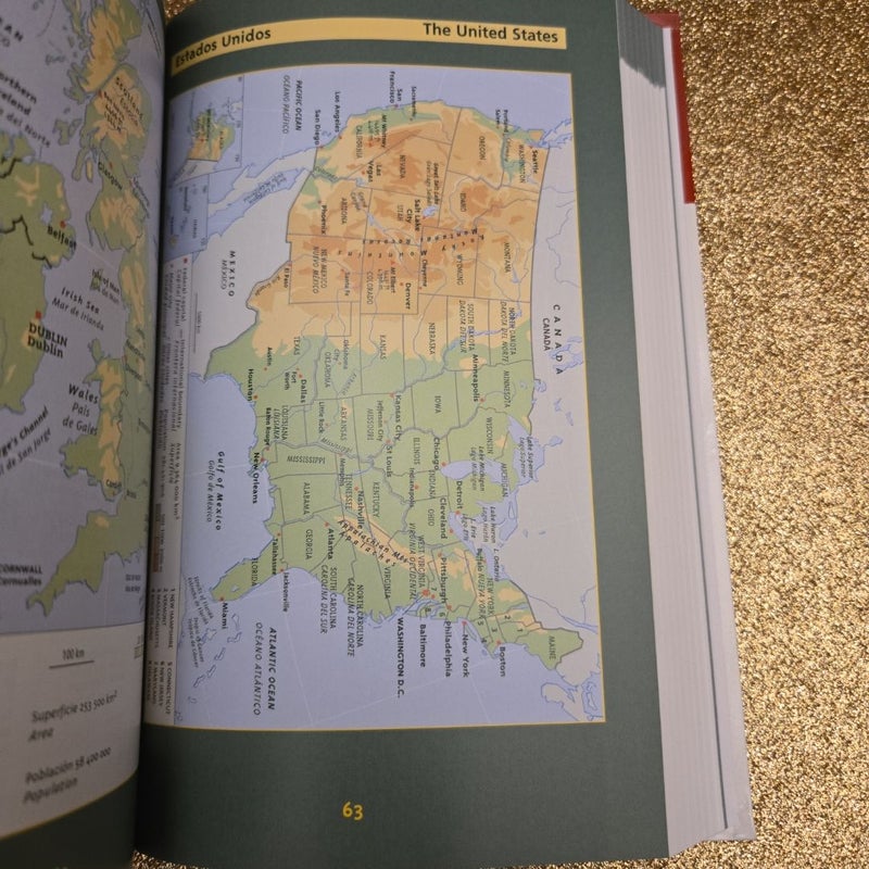 Larousse Student Dictionary Spanish-English/English-Spanish
