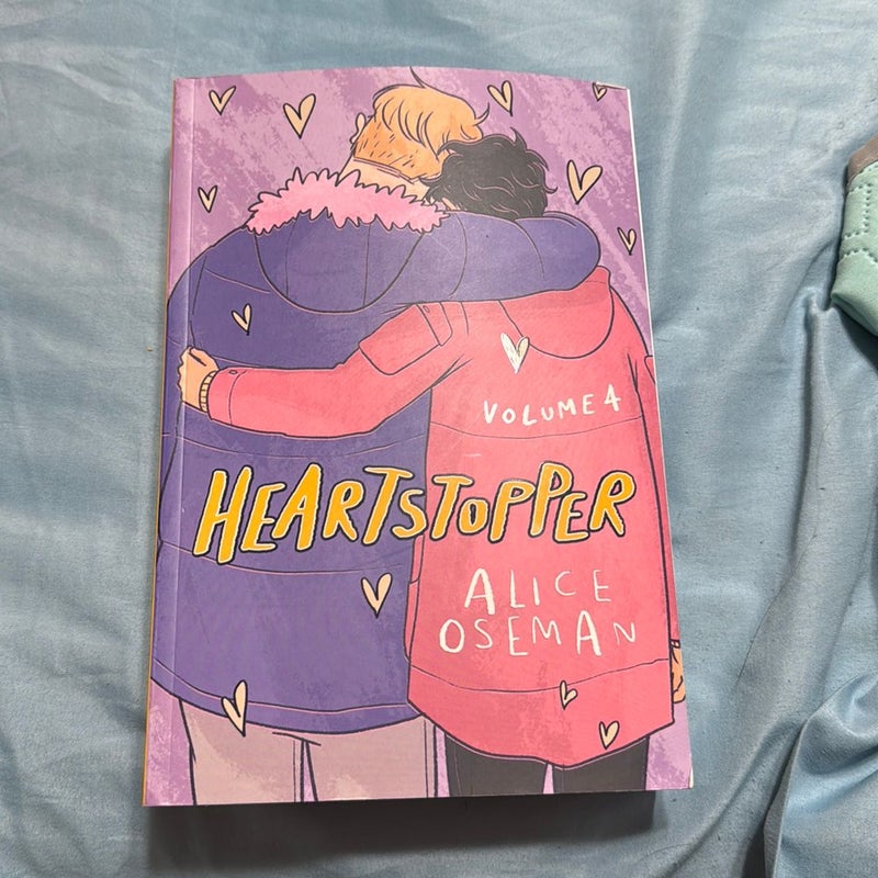 Heartstopper: Volume 4: a Graphic Novel