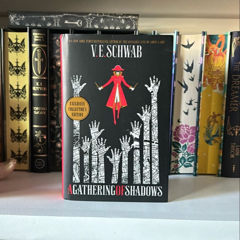 A Gathering of Shadows Collector's Edition