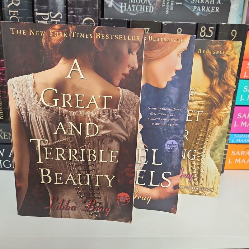 A Great and Terrible Beauty (Trilogy) 