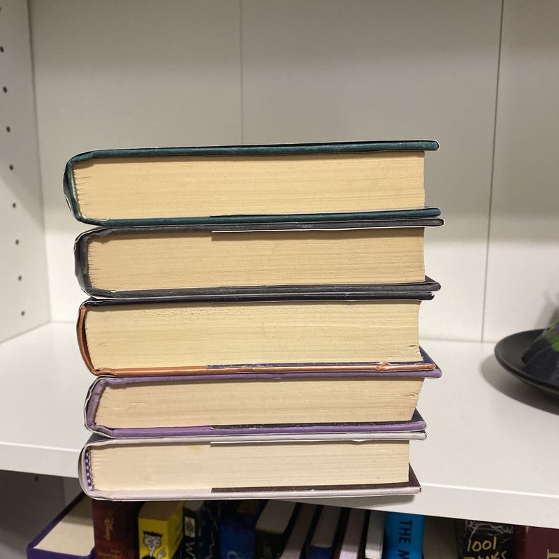 The Wicked Lovely Series