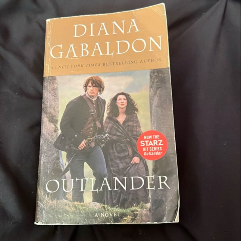 Outlander (Starz Tie-In Edition)