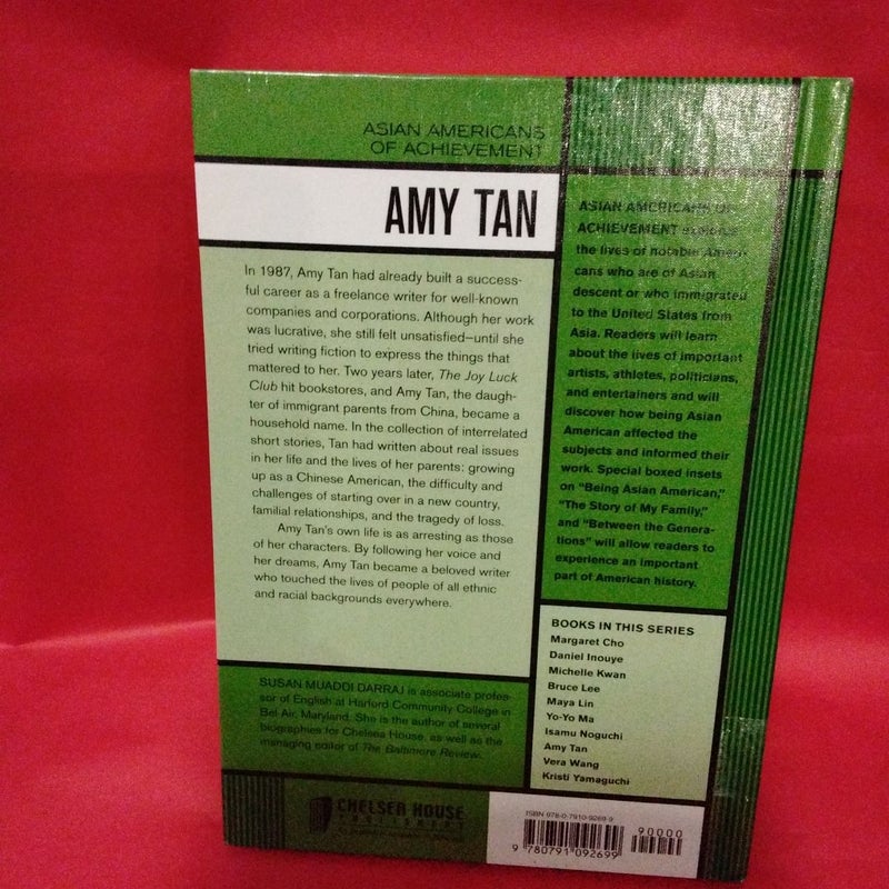 Amy Tan