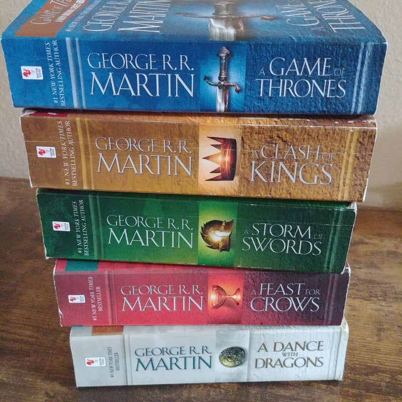 A Song of Ice and Fire (Game of Thrones) Books 1-5