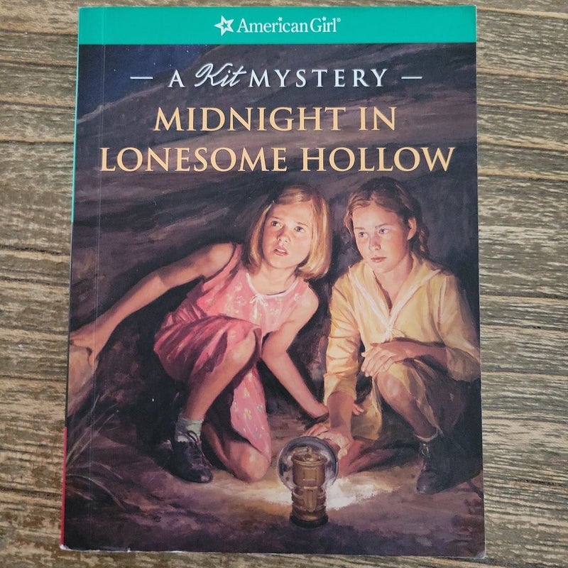 Midnight in Lonesome Hollow