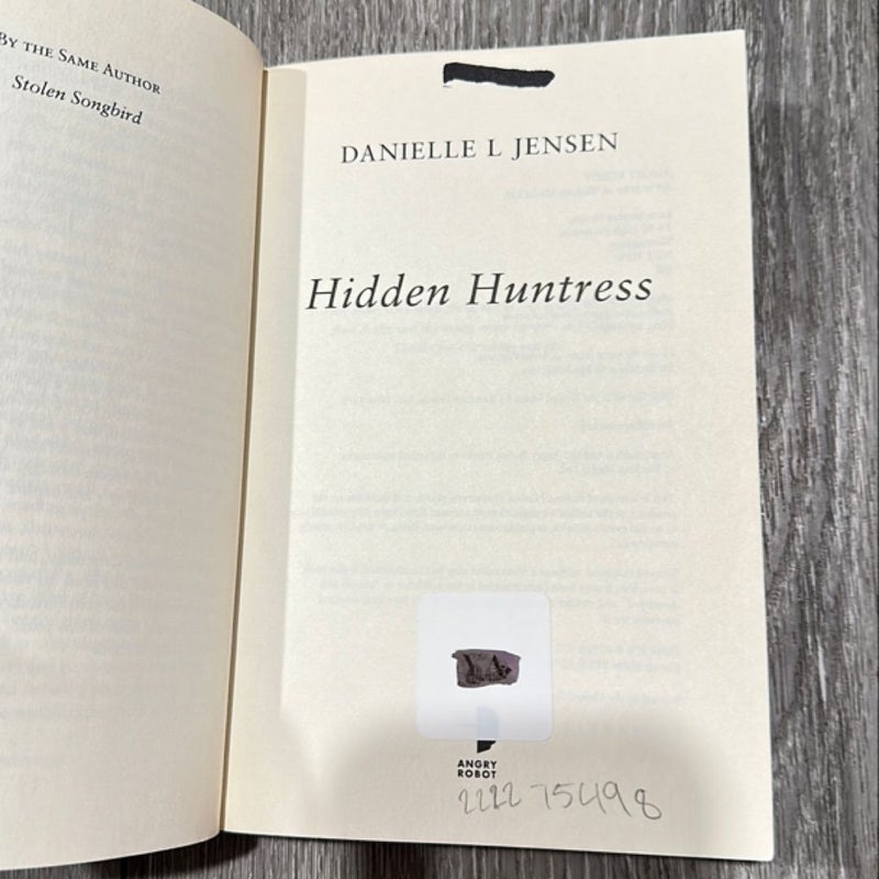 Hidden Huntress