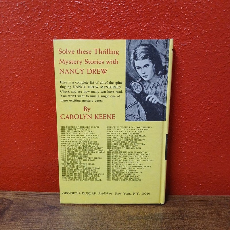 The Mystery at Lilac Inn - NANCY DREW Mystery Stories #4,  1961