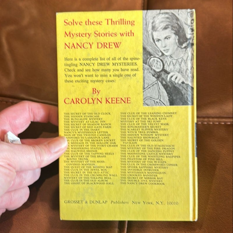 Nancy Drew 26: the Clue of the Leaning Chimney